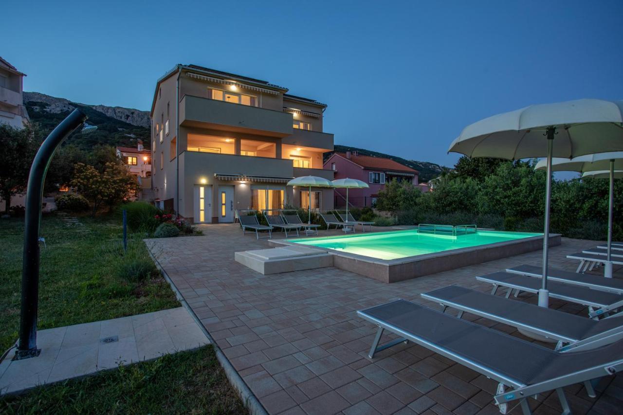 Apartments Viktorija 2 Baska  Exterior photo